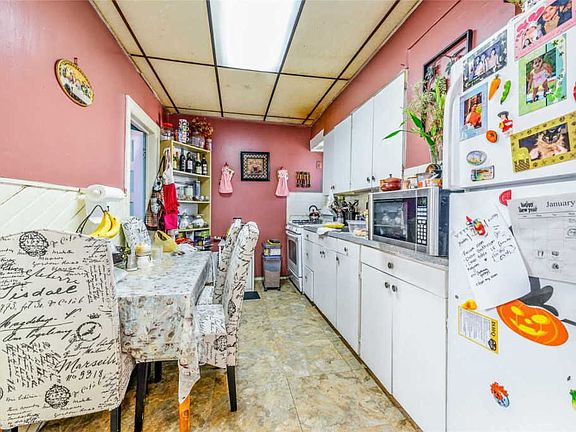 3rd image of 3754 58th St