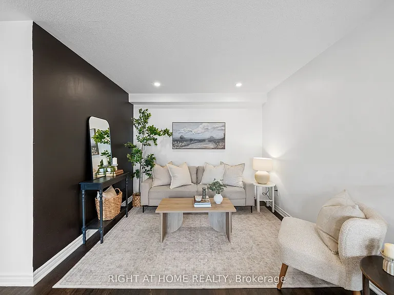 403 Gerardia Ln — Photo 18