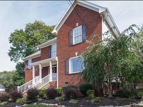 3rd image of 706 Orkney Ct