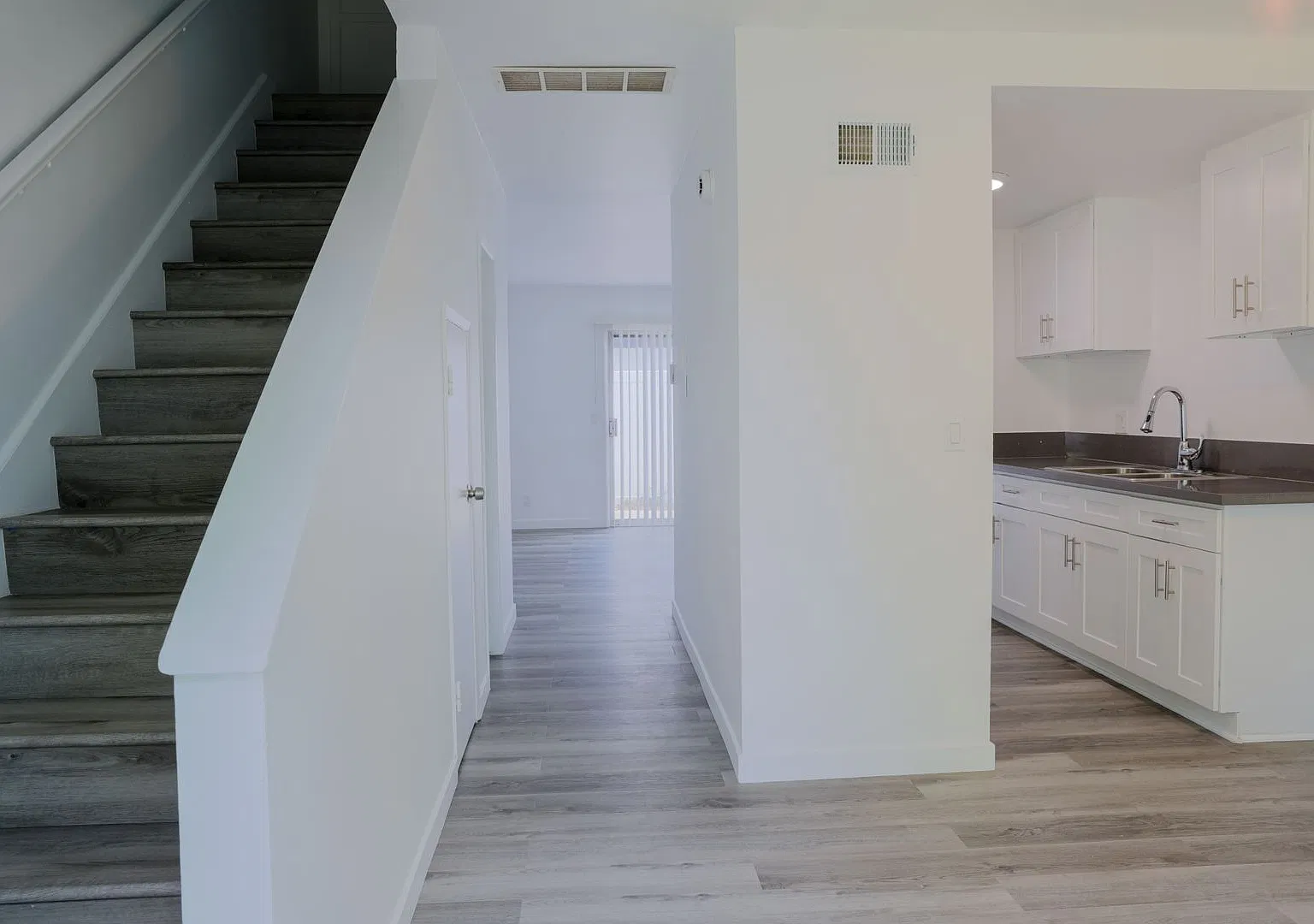 2709 S. Baker Street — Photo 2