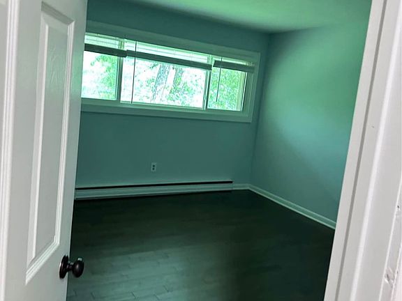 3rd image of 16 Cove View Ln #2c1ef7265