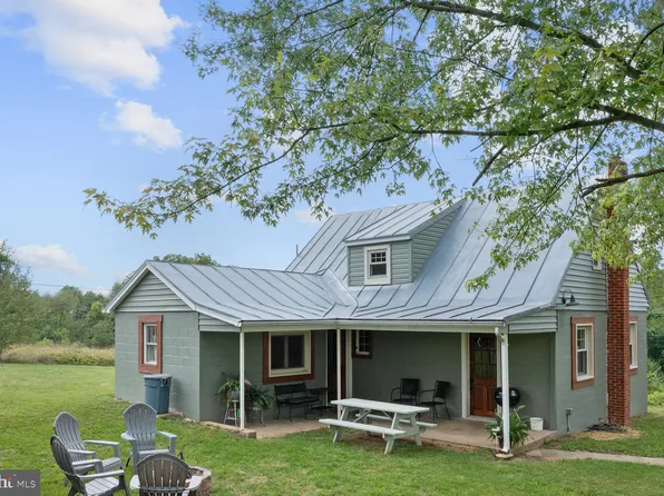 8735 Smith Creek Rd, New Market, VA 22844