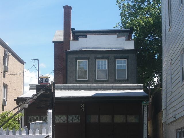 1st image of 84 William St