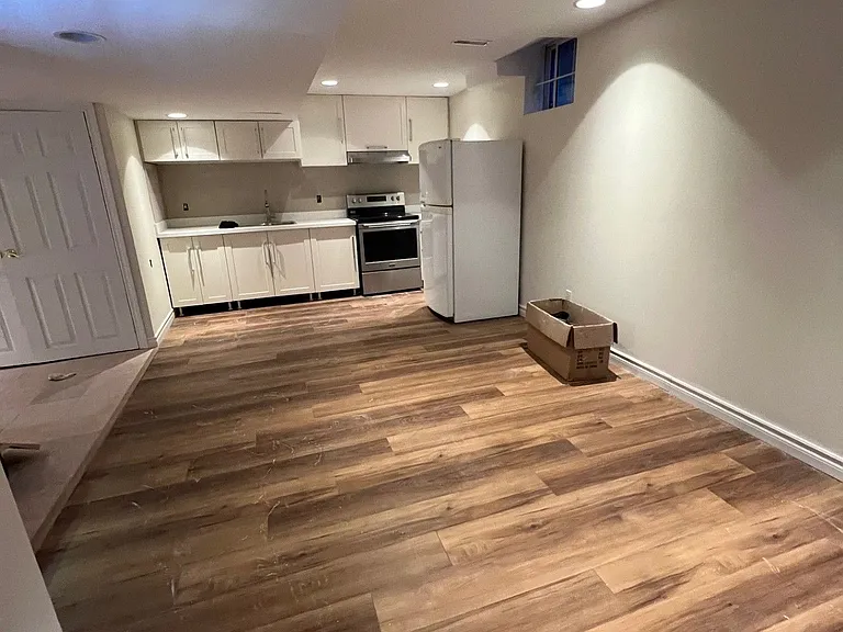41 Majestic Dr #BASEMENT — Photo 8