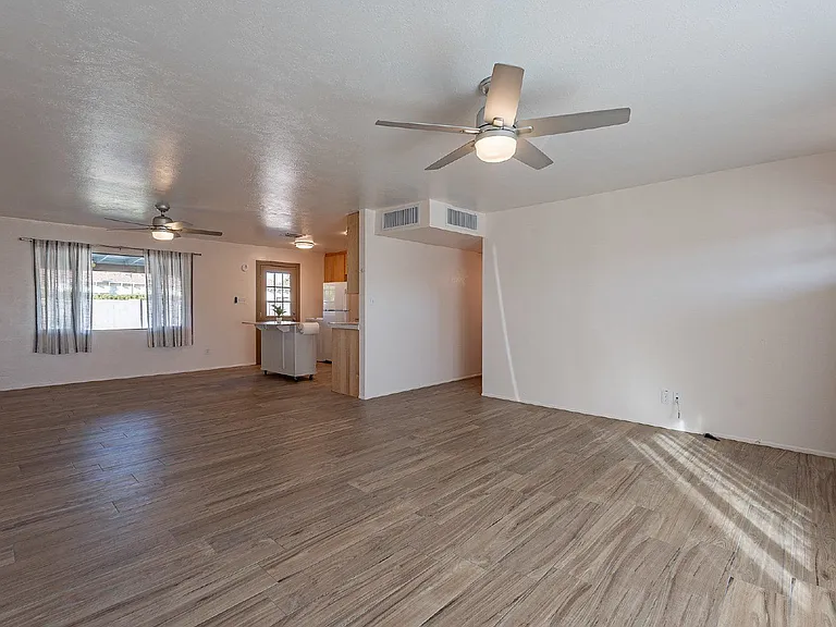 8416 E Rancho Vista Dr — Photo 9