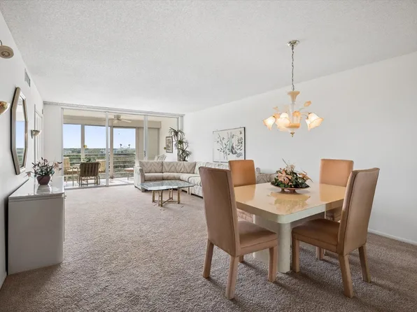 575 Oaks Lane #908, Pompano Beach, FL 33069