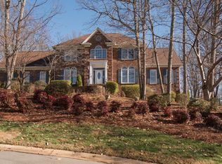 5430 Chiltern Hls, Charlotte, NC 28215