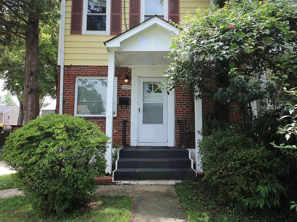 1st image of 2251 Roanoke Dr