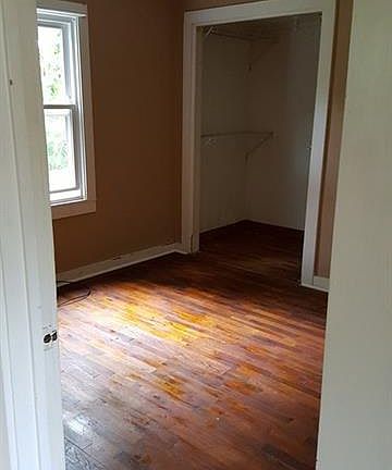 5th image of 3920 Mercury St