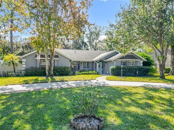 1014 Pine Tree Dr, Eustis, FL 32726