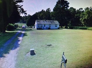 1245 Carsley Rd, Dendron, VA 23839
