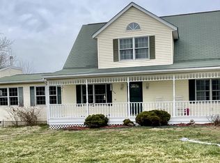 1945 Etherton Rd, Murphysboro, IL 62966