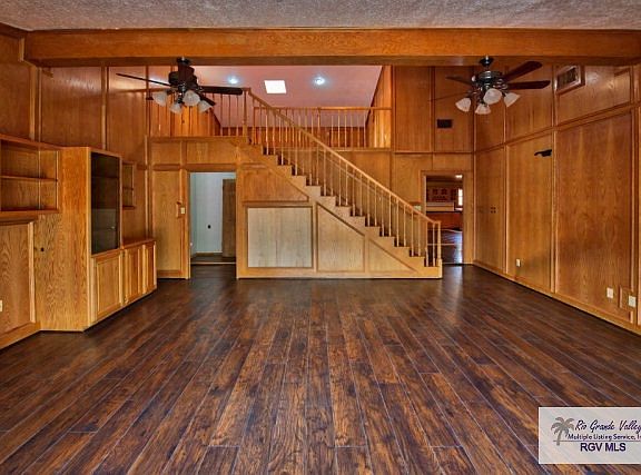 4th image of 1109 E Williamson Ave
