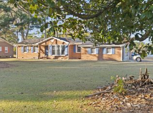 619 Forrest Rd, Warsaw, NC 28398