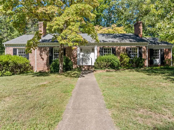3624 Willow Lawn Dr, Lynchburg, VA 24503