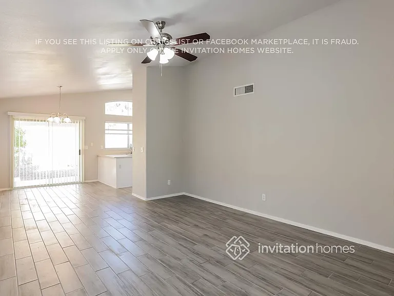 1338 E Angela Dr — Photo 4