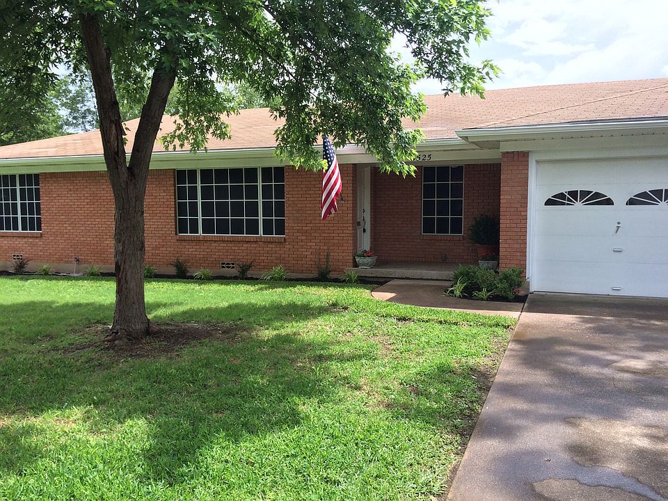 3525 Granada Dr