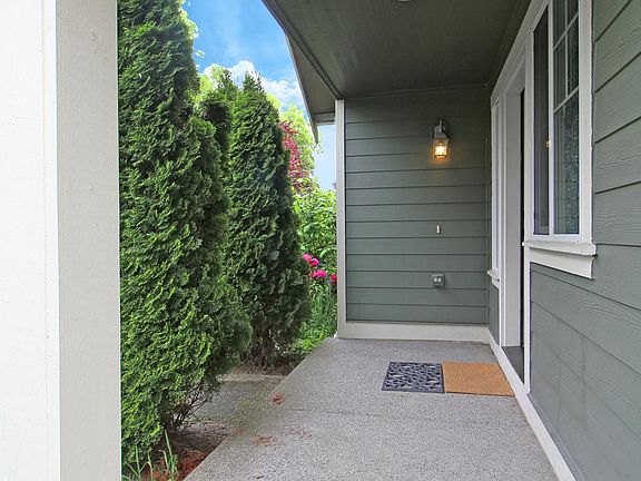 2nd image of 1922 28th Avenue Ct SW