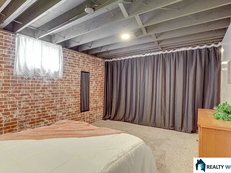 5206 Melrose Ave — Photo 17