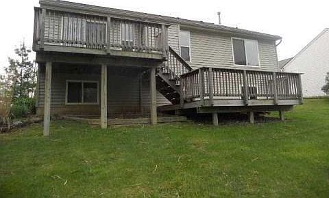 2nd image of 860 Andover Woods Dr
