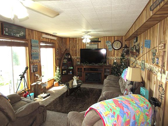 4th image of 25461 McClelland Dr