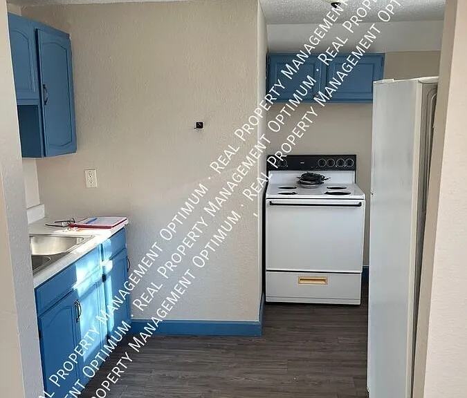 1317 1st Ave N #2 — Photo 2