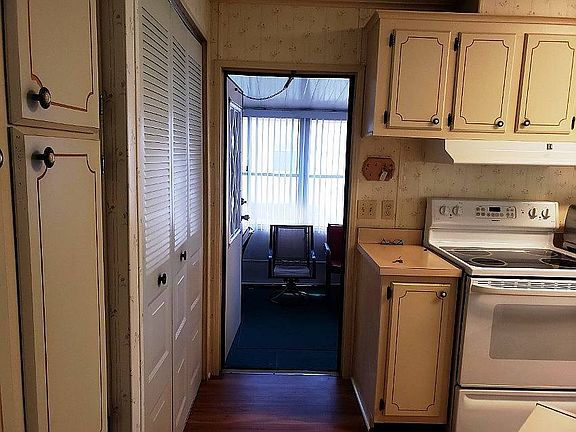 4th image of 1253 La Paloma Dr