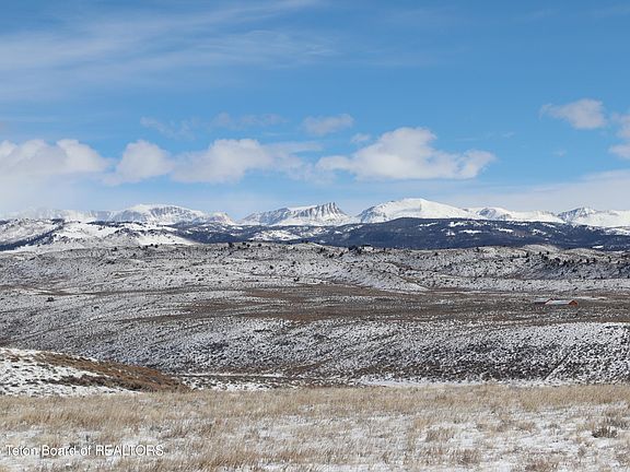 3rd image of 56 Big Loop Rd