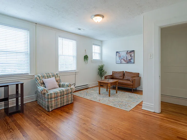 315 Frederick St #B — Photo 19