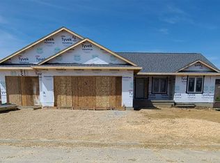 2213 Antler Ridge Dr, Asbury, IA 52002