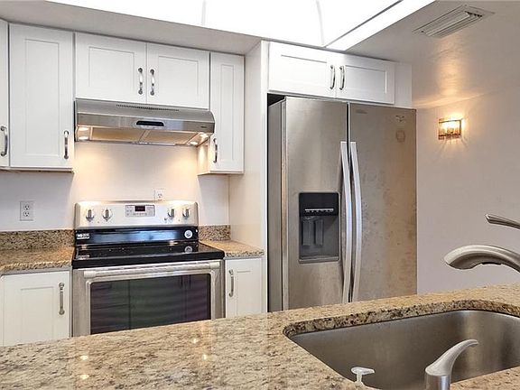 4th image of 3300 N Key Dr APT 2C