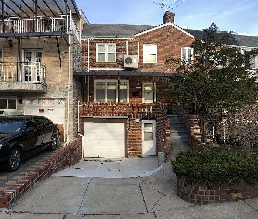 1st image of 2253 E 29th St