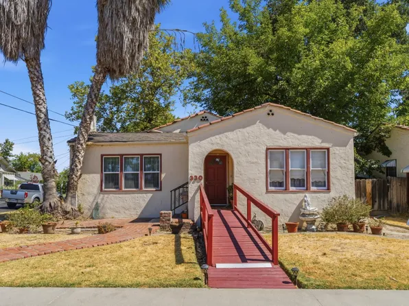 330 W Malone St, Hanford, CA 93230