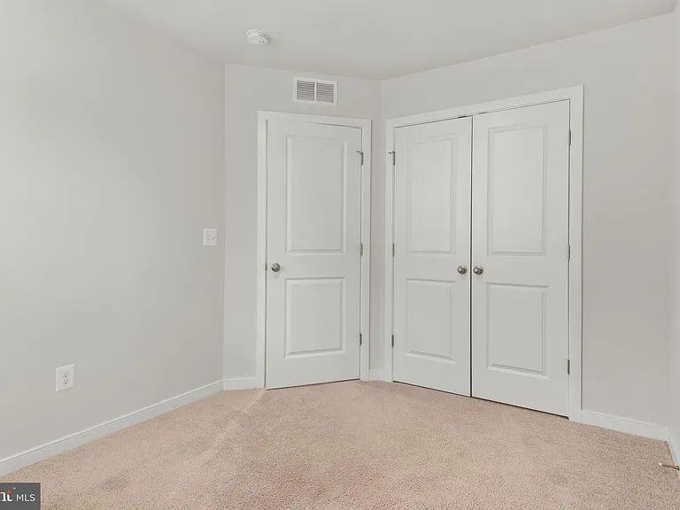 113 Lentz Ln — Photo 10