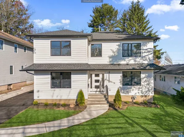 238 Mount Prospect Ave, Clifton, NJ 07012