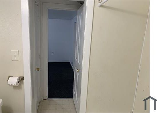 4th image of 3419 W Hobson Ave