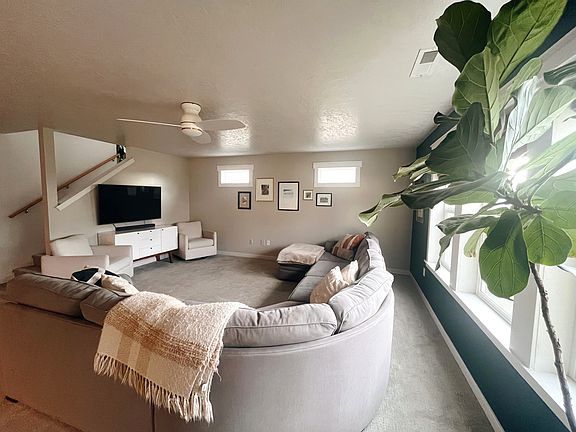 5th image of 16848 N Breeds Hill Ave