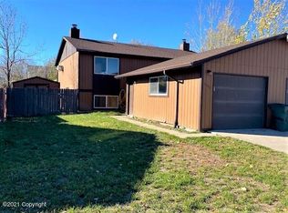 2306 Dogwood Ave, Gillette, WY 82718