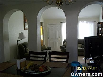 Living & dinning rooms, vaulted ceilings