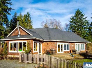 194 Freshwater Bay Rd, Port Angeles, WA 98363