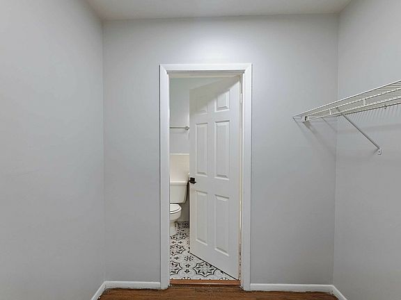 5th image of 5438 Delmar Blvd #206