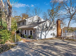 39 Heritage Rd, East Lyme, CT 06333