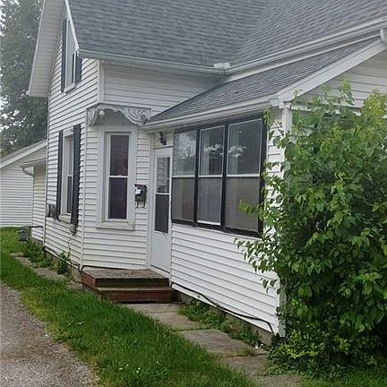 2nd image of 117 W 5th St
