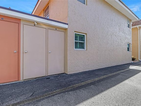 3rd image of 1400 POMPEI LN #21