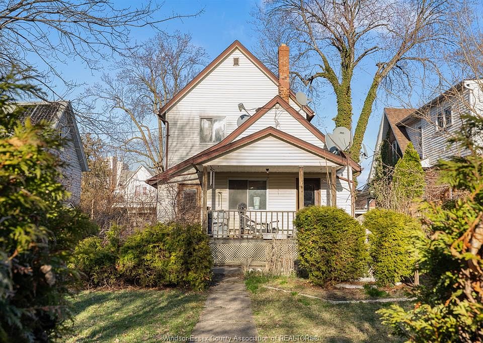 1st image of 497 Caron Ave