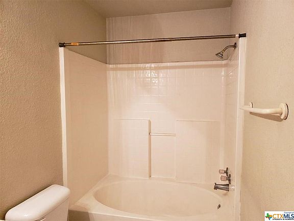 5th image of 4603 Bowles Dr