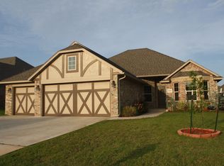 3820 Normandy Rd, Edmond, OK 73013