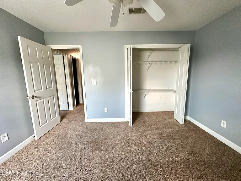 1305 Wickham Ct — Photo 28