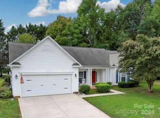 2015 Fairburn Ct, Fort Mill, SC 29708