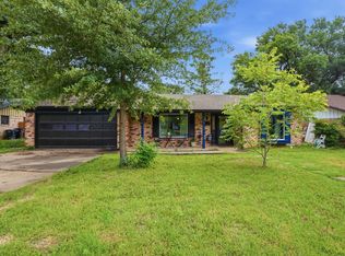 6801 Yolanda Dr, Fort Worth, TX 76112